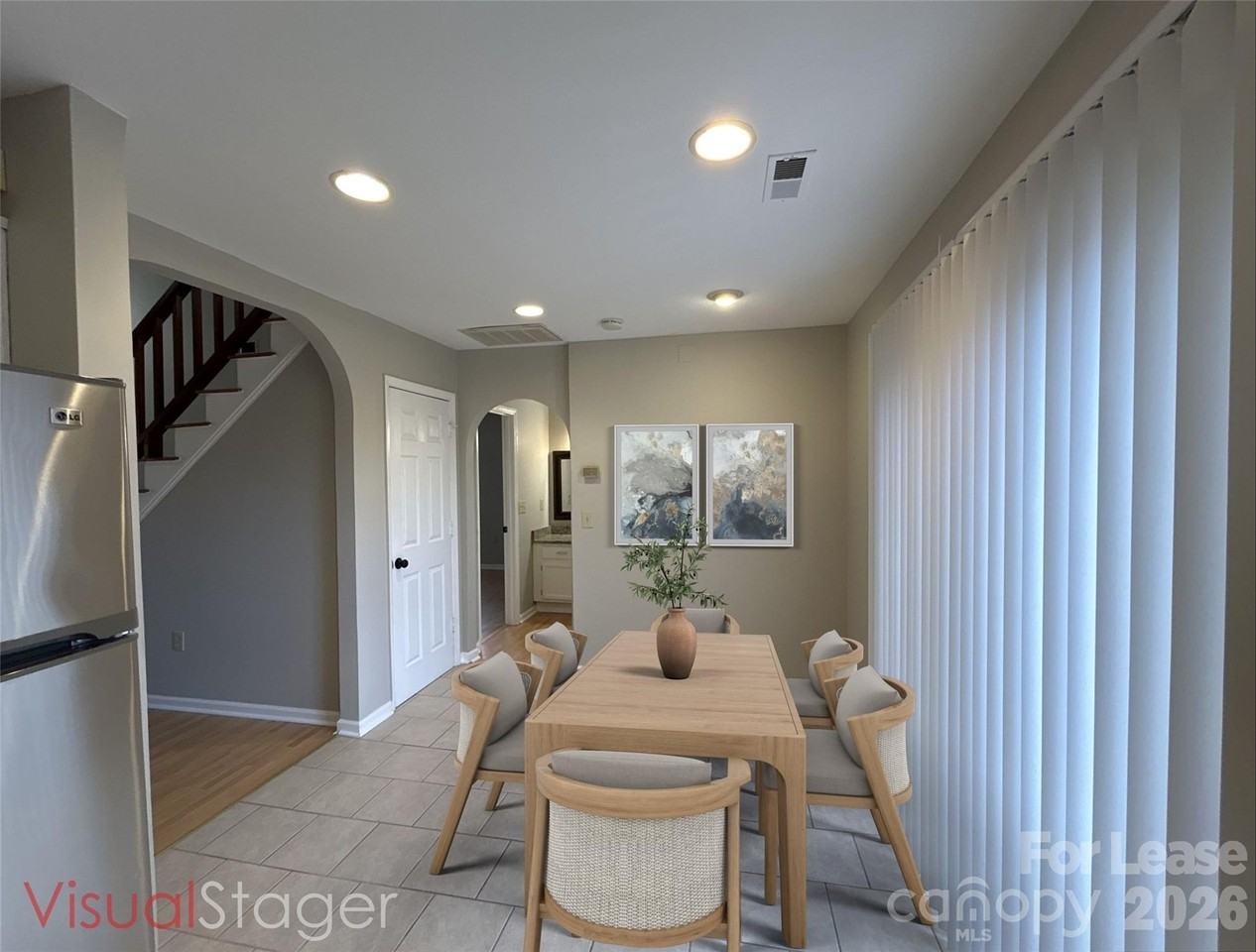 3805 Rosedown Dr - Photo 4 of 25