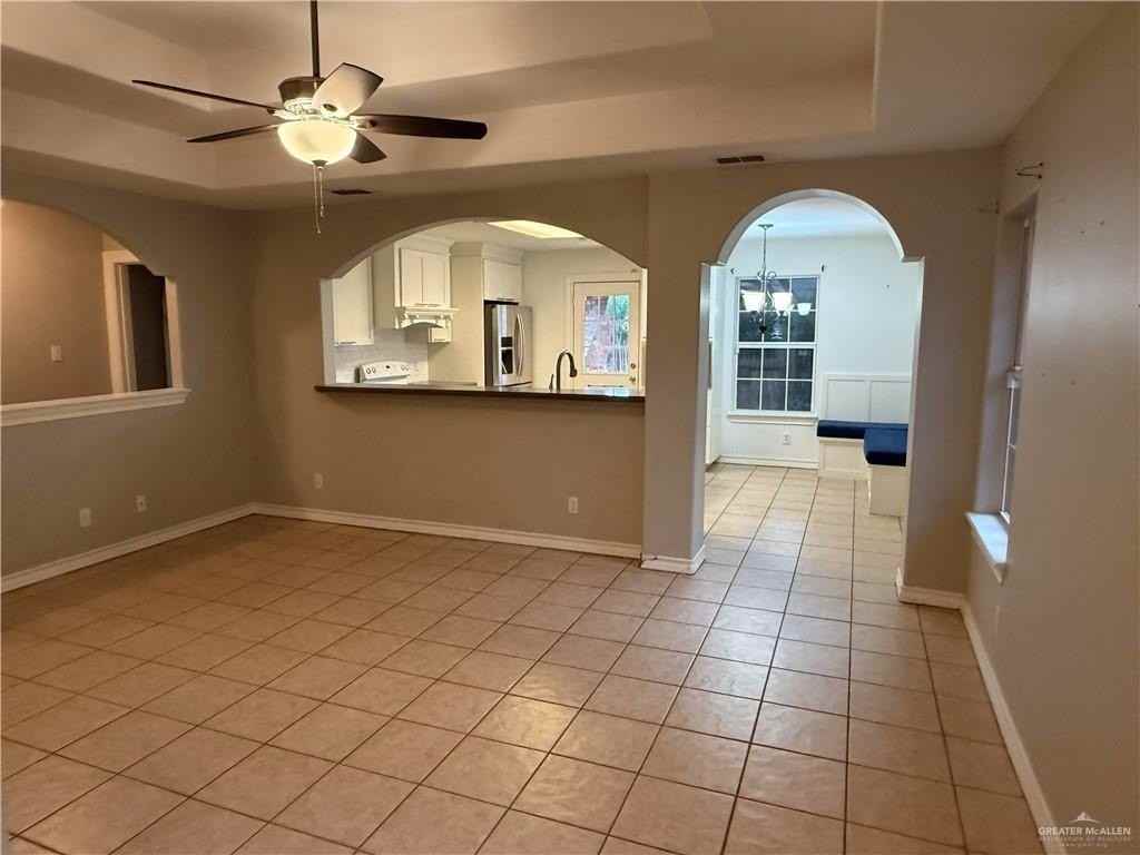 3836 Frontier Dr - Photo 3 of 25