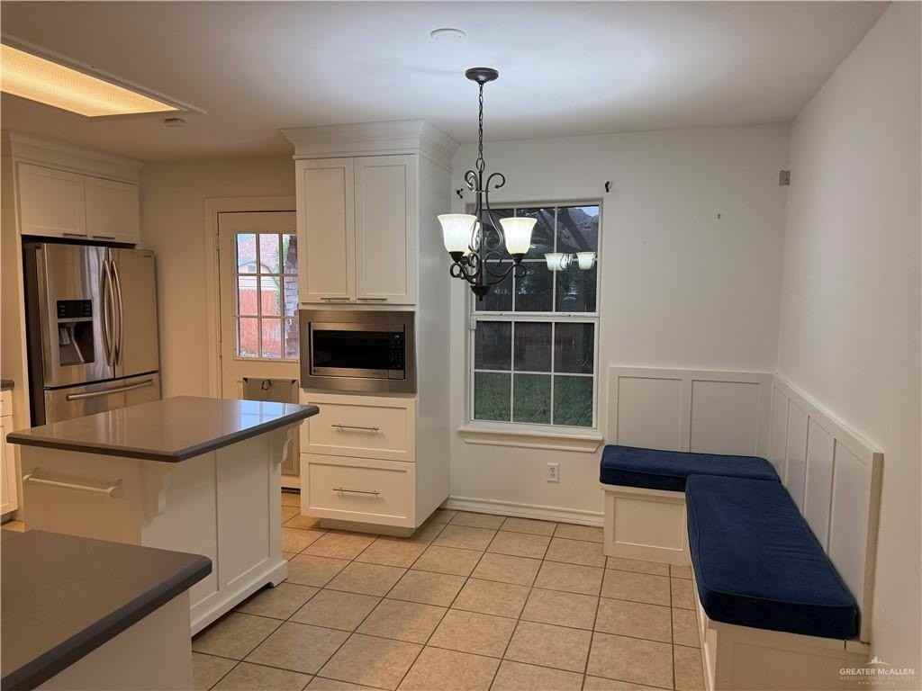 3836 Frontier Dr - Photo 5 of 25