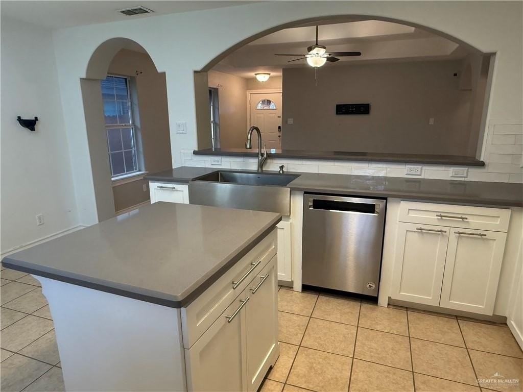 3836 Frontier Dr - Photo 7 of 25