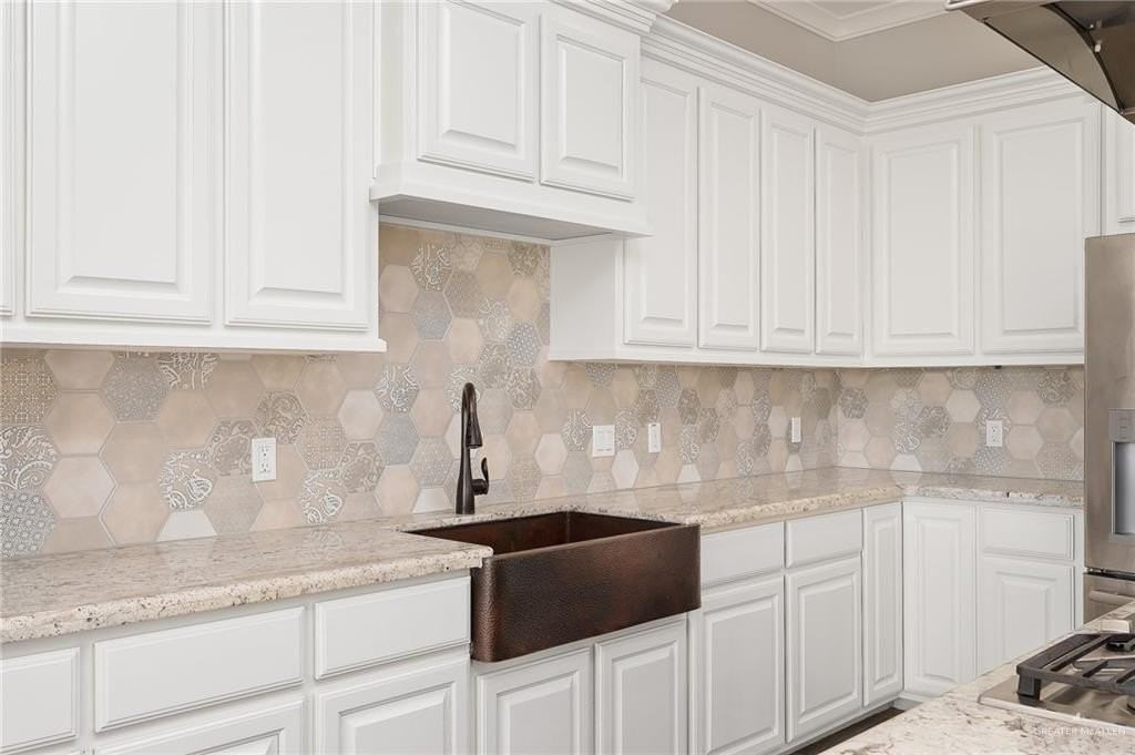 4400 Caddo Ln - Photo 6 of 18