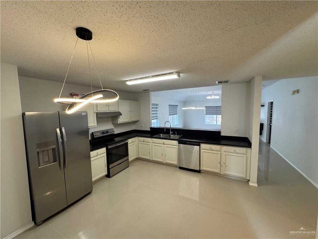 4110 Santa Fabiola St - Photo 3 of 13