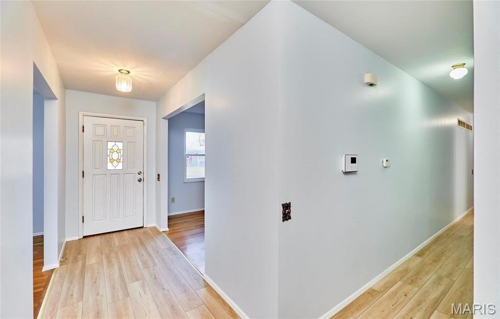 815 Montmartre Ct - Photo 3 of 43