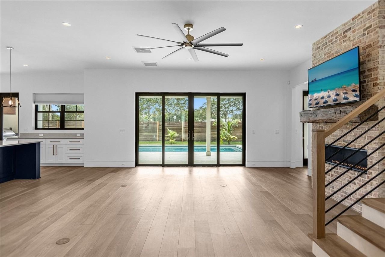 1814 Barker Dr - Photo 5 of 50