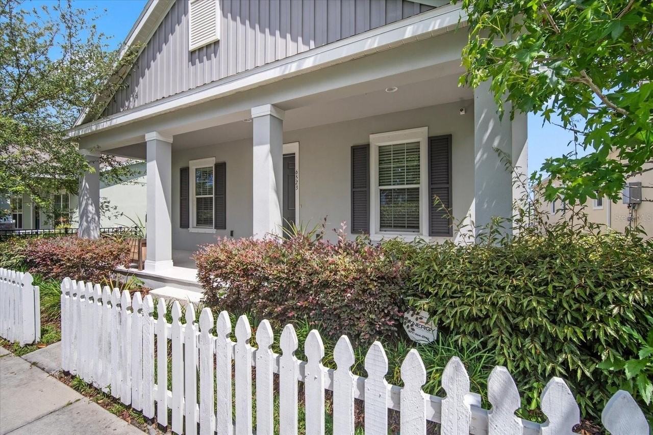 6523 Watson Rd - Photo 2 of 32