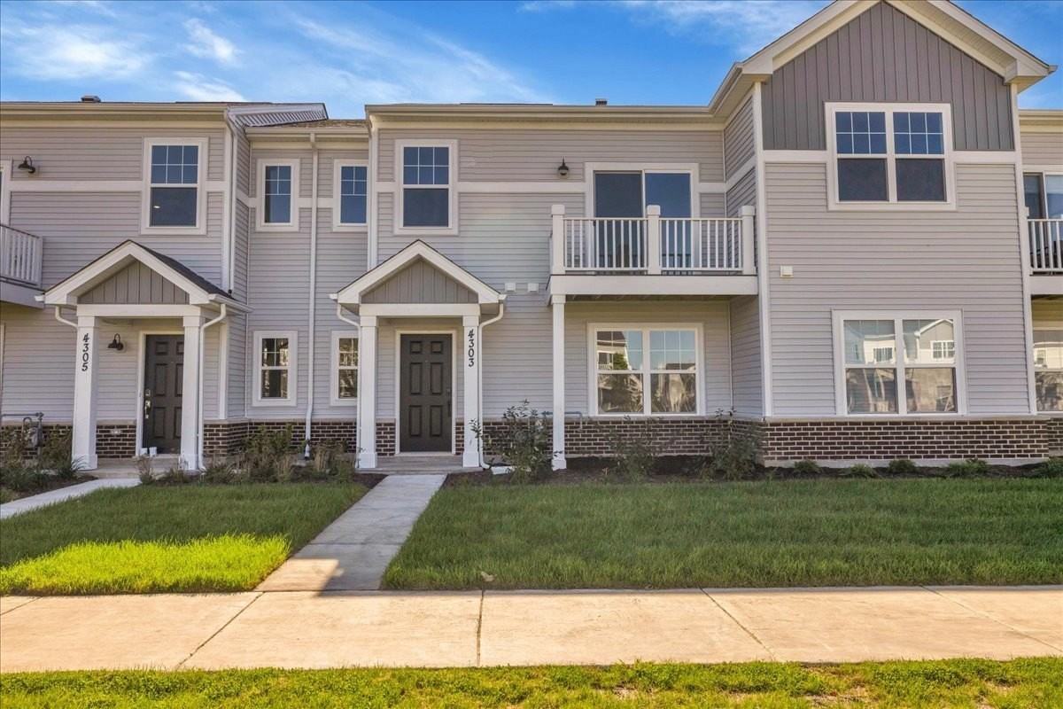 4303 Chelsea Manor Cir Unit 0 - Photo 2 of 34