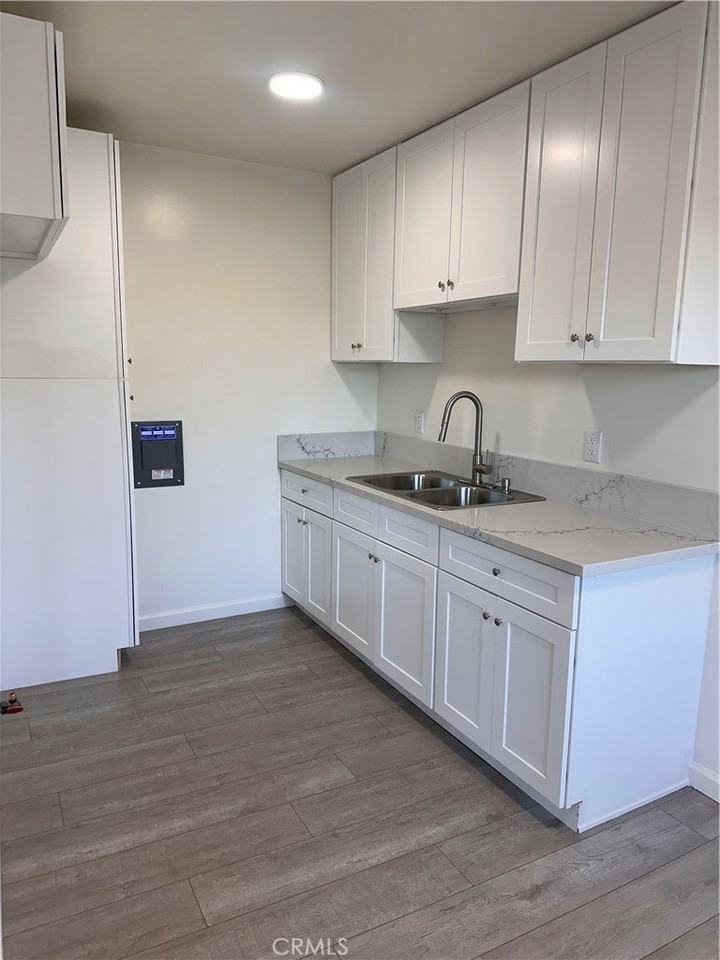 12817 Barbara Ann St - Photo 3 of 8
