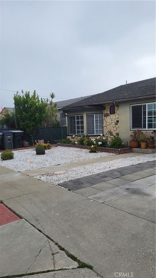 15216 Arcturus Ave - Photo 7 of 7