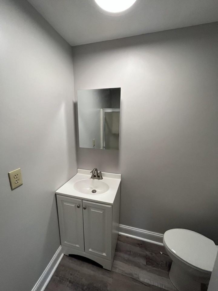 423 King Street - Photo 4 of 8