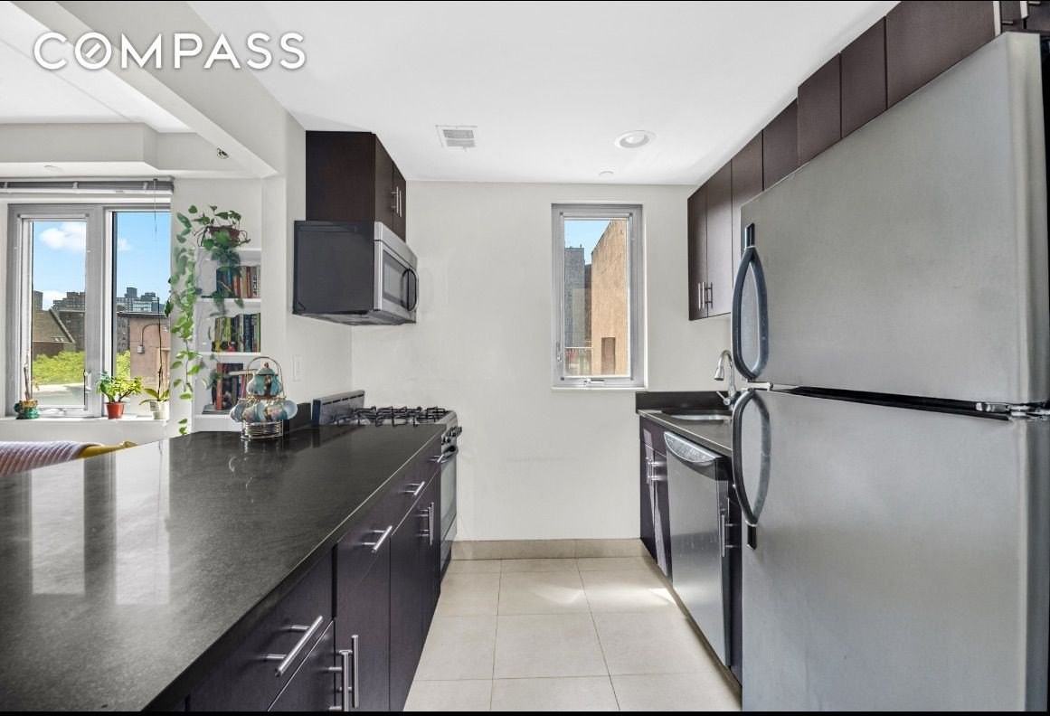 1810 3rd Ave #A7D - Photo 4 of 12