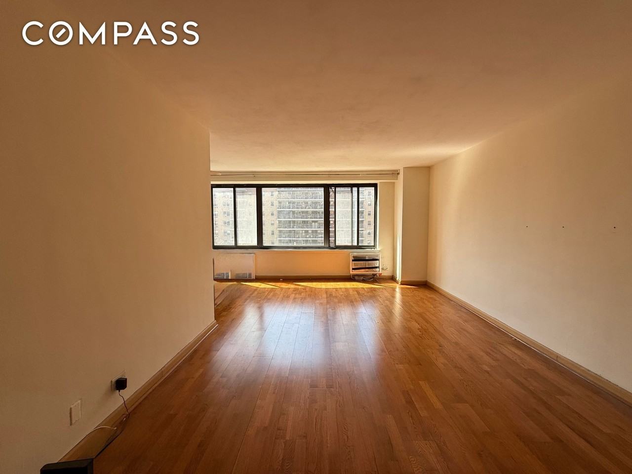 382 Central Park W #8G - Photo 3 of 9