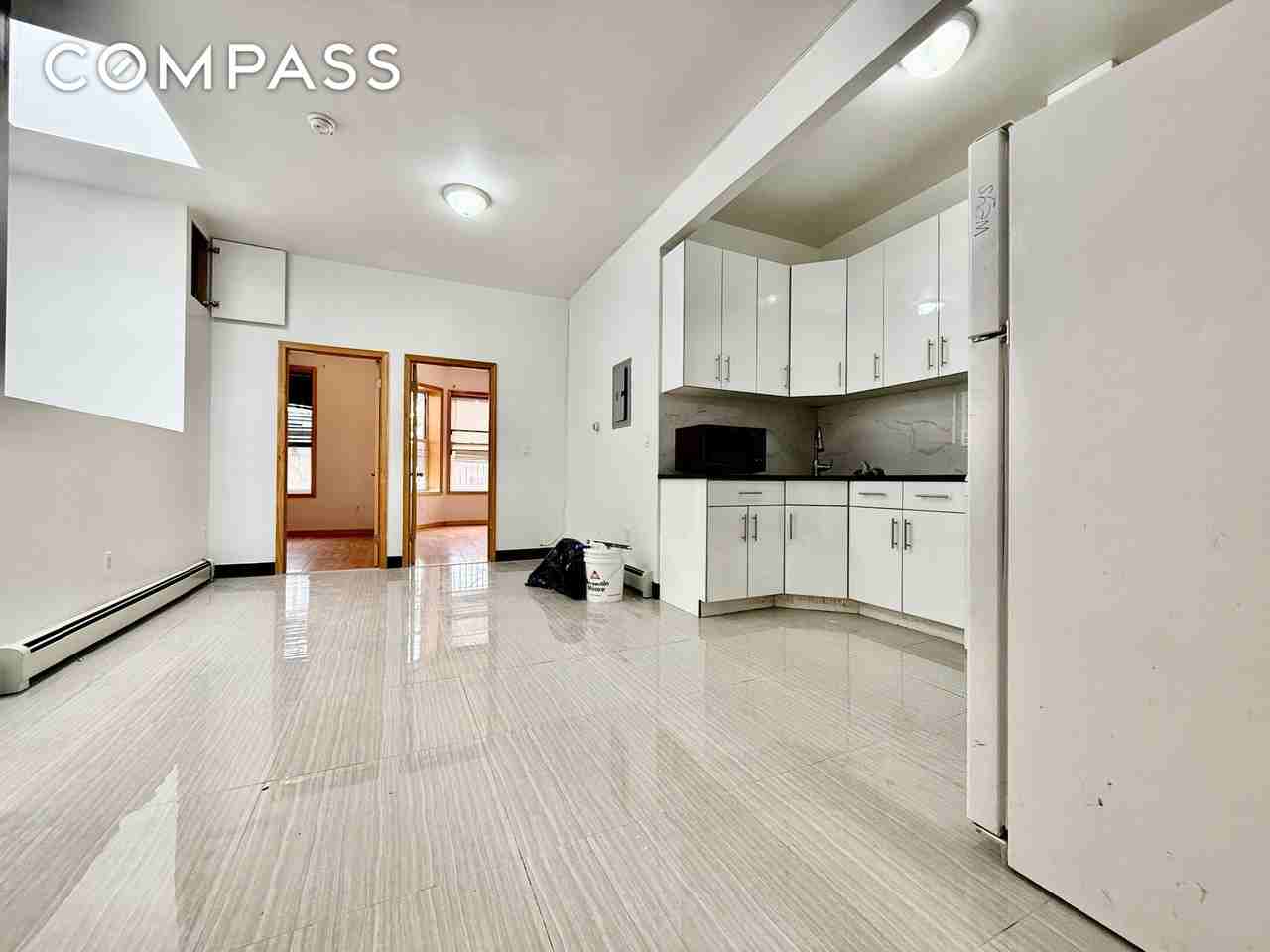 543 53rd St #1 - Photo 6 of 8