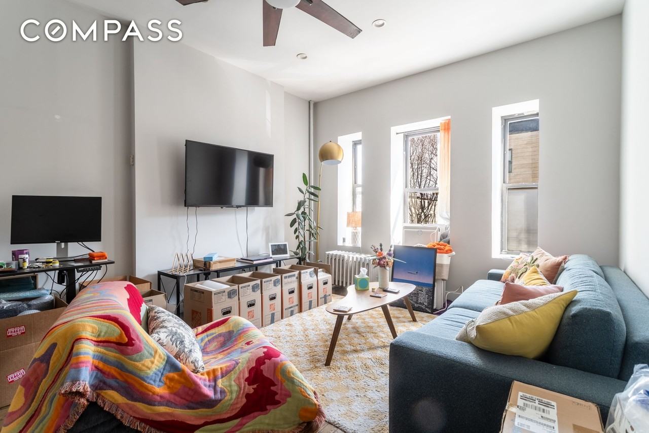 944 Marcy Ave #3D - Photo 3 of 7