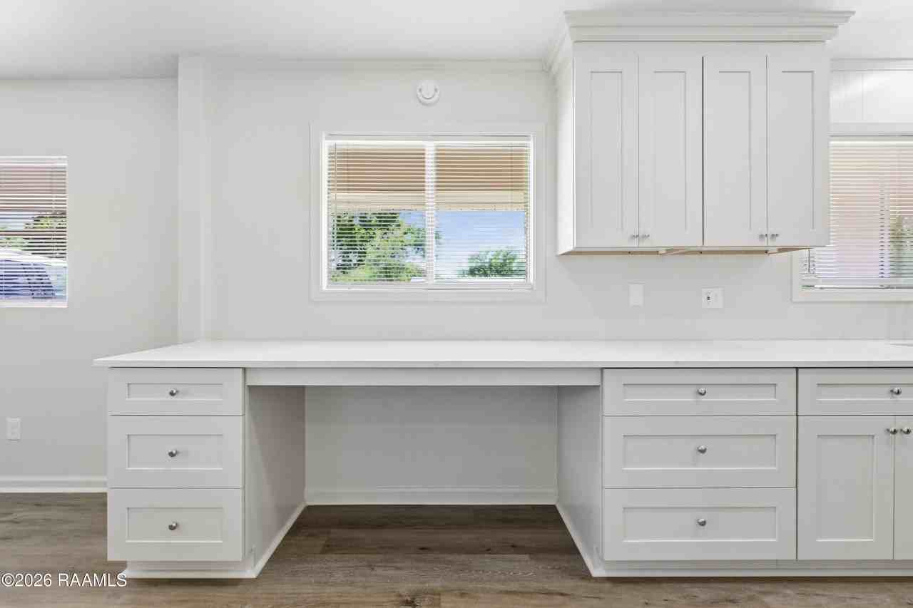 317 Kim Dr - Photo 7 of 24