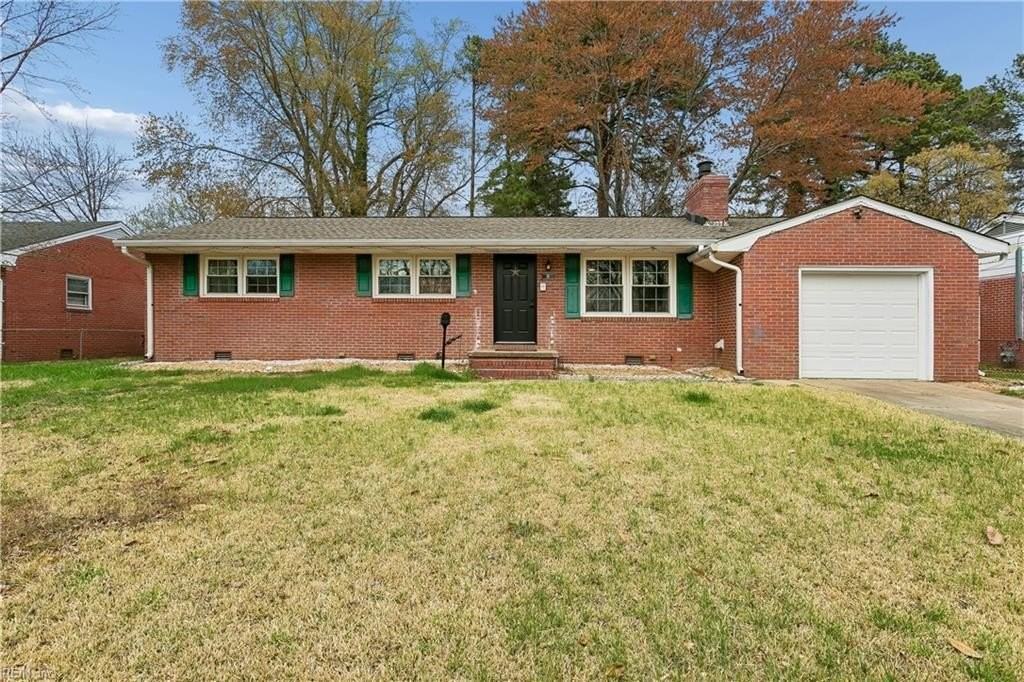 8 Rosewood Ln - Photo 4 of 43