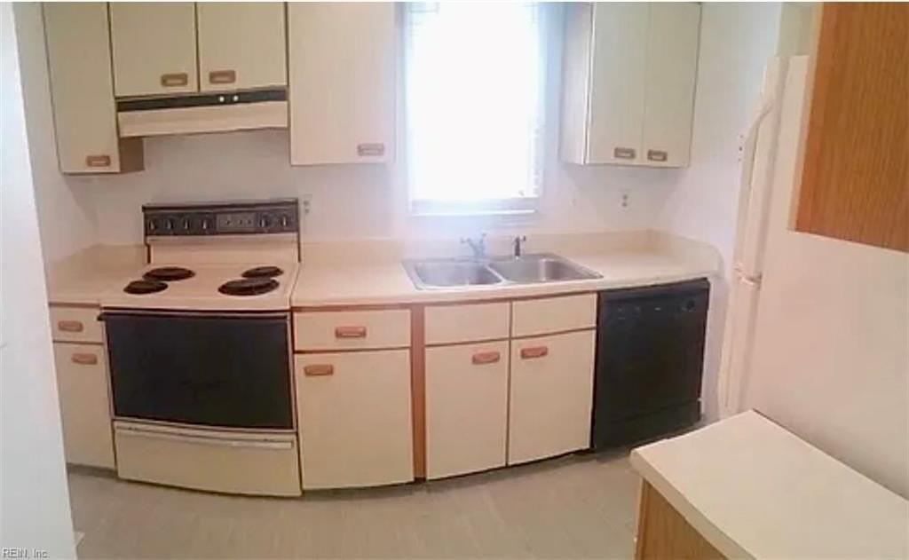 3761 E Stratford Rd #B - Photo 3 of 18