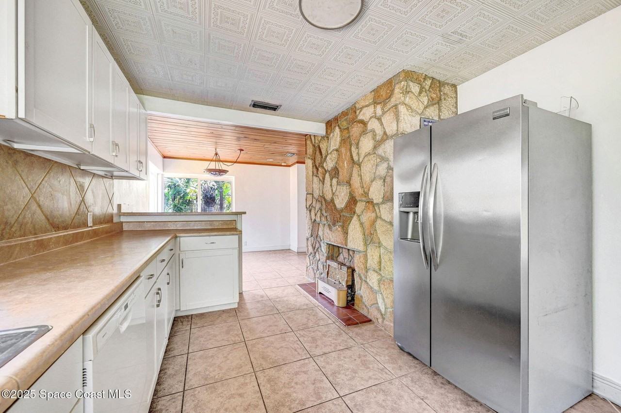 100 Tampa Ave - Photo 6 of 22