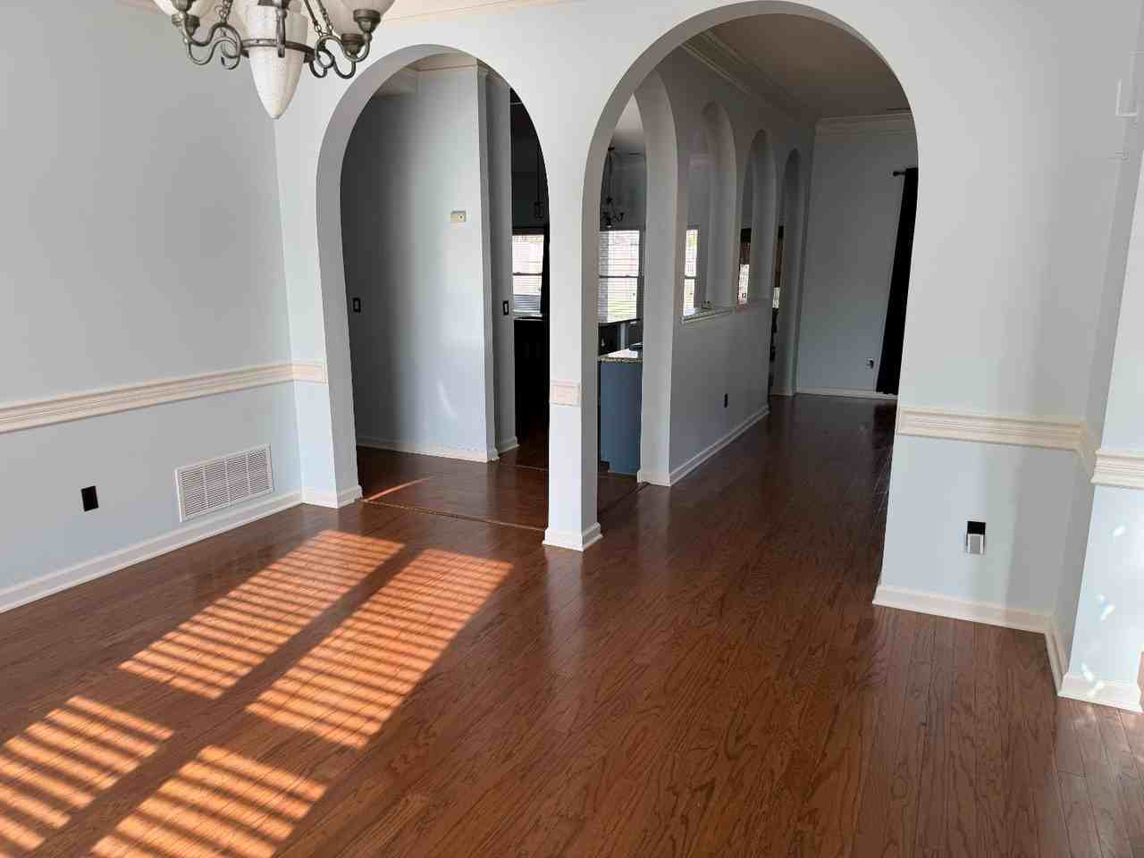 10521 Red Stone Dr - Photo 3 of 20