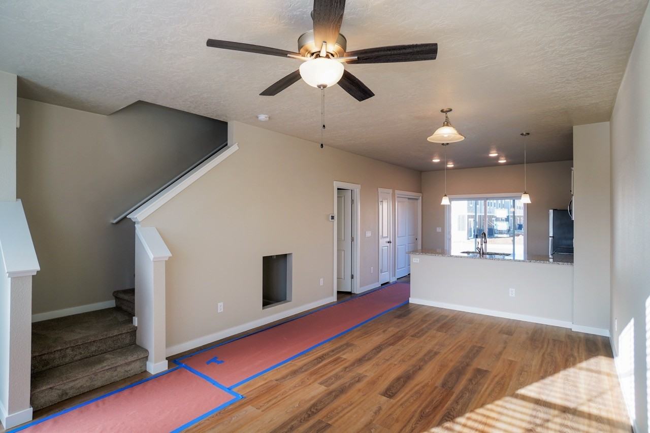 5928 S Jessenia Ln #1 - Photo 4 of 17