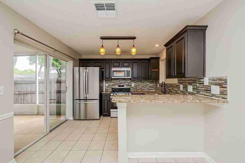 6009 Kiteridge Dr - Photo 7 of 17