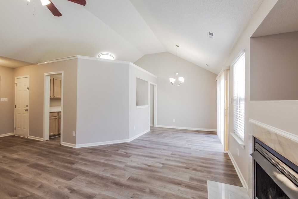 7229 Kavan Hunter Dr - Photo 4 of 16