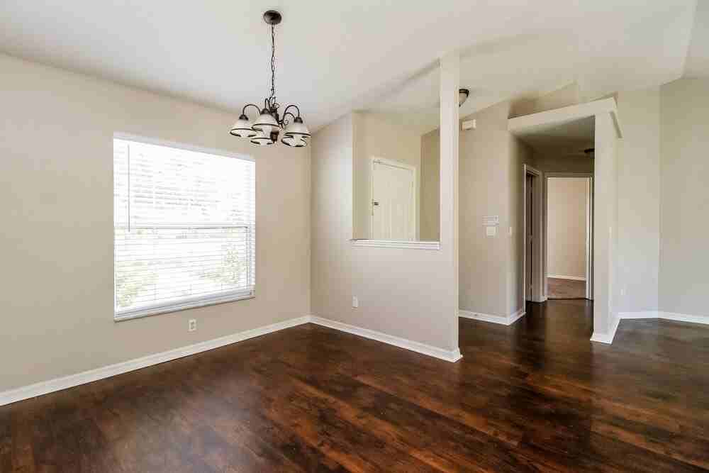 11725 Chapelle Ct - Photo 6 of 16