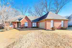 featured image of 4264 Thunderstone Cir W