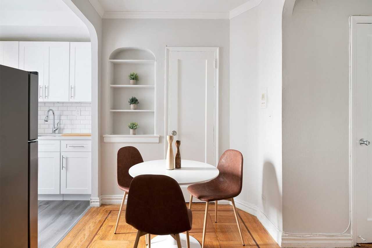 105 E 24th St #1021973P - Photo 7 of 12