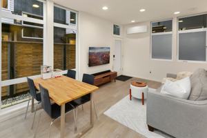 featured image of 319 Malden Ave E