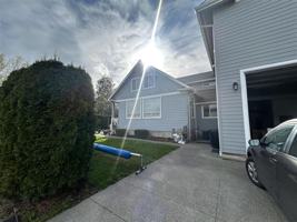 featured image of 211 Baker St