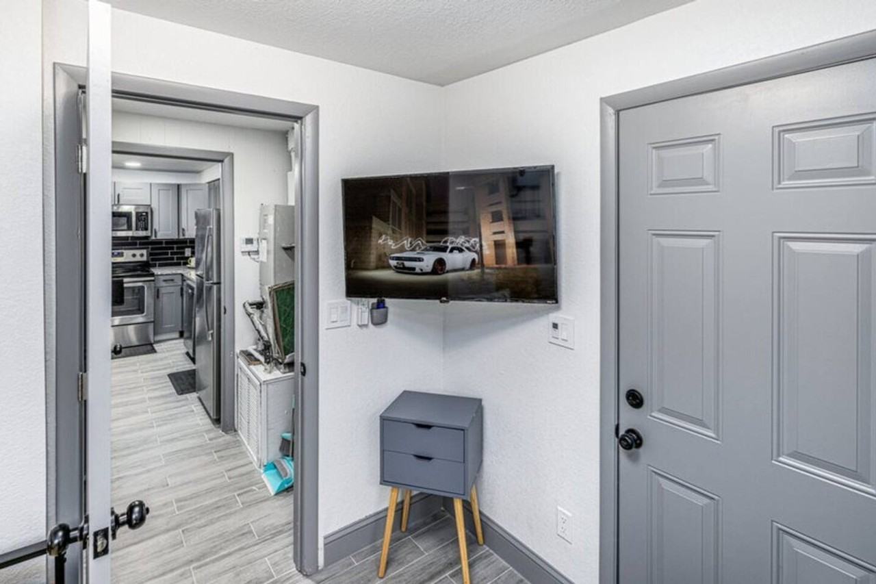 1629 N Goldenrod Rd #1094202P - Photo 6 of 33