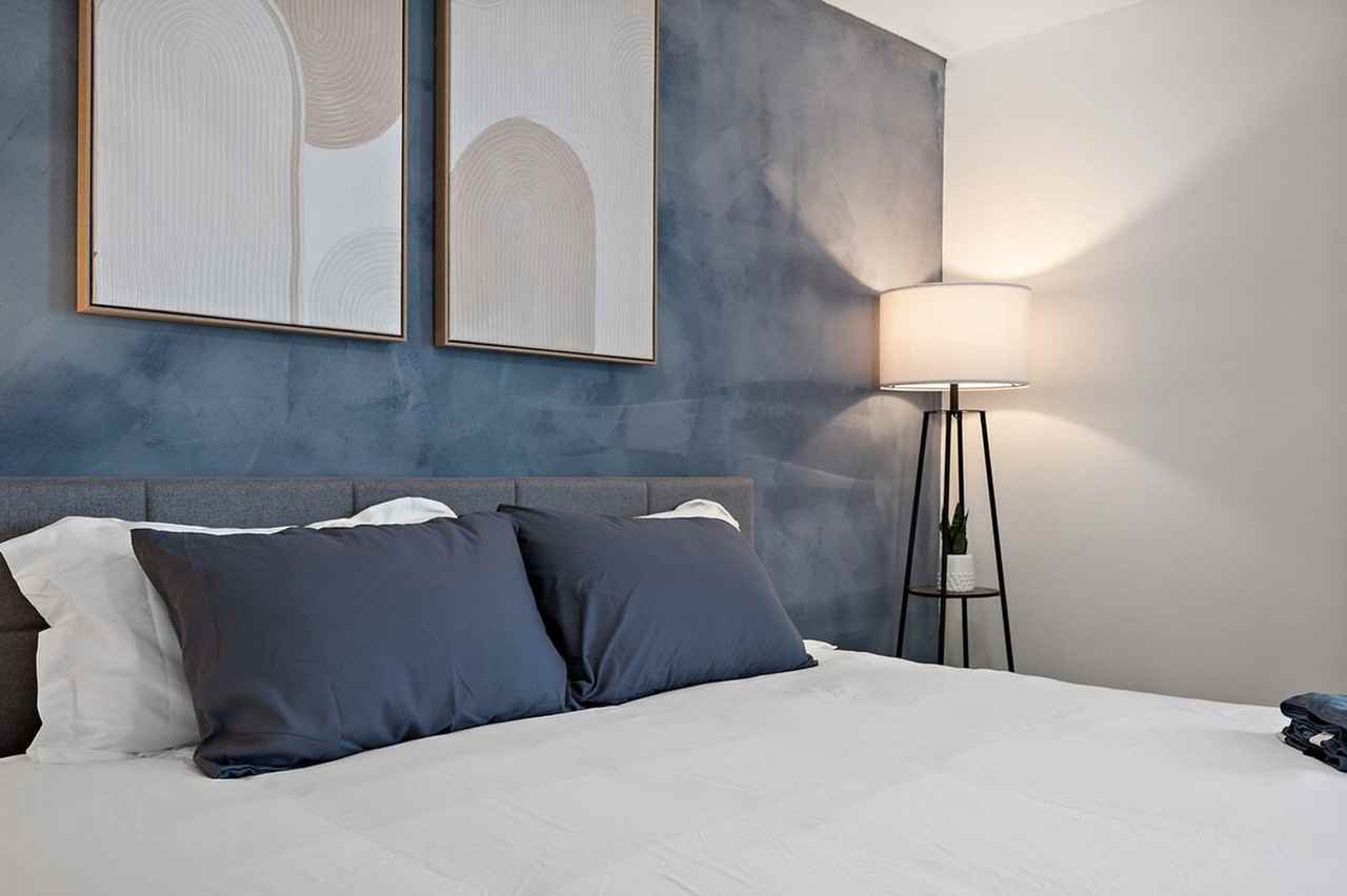 2309 W Colter St #1244326P - Photo 3 of 17