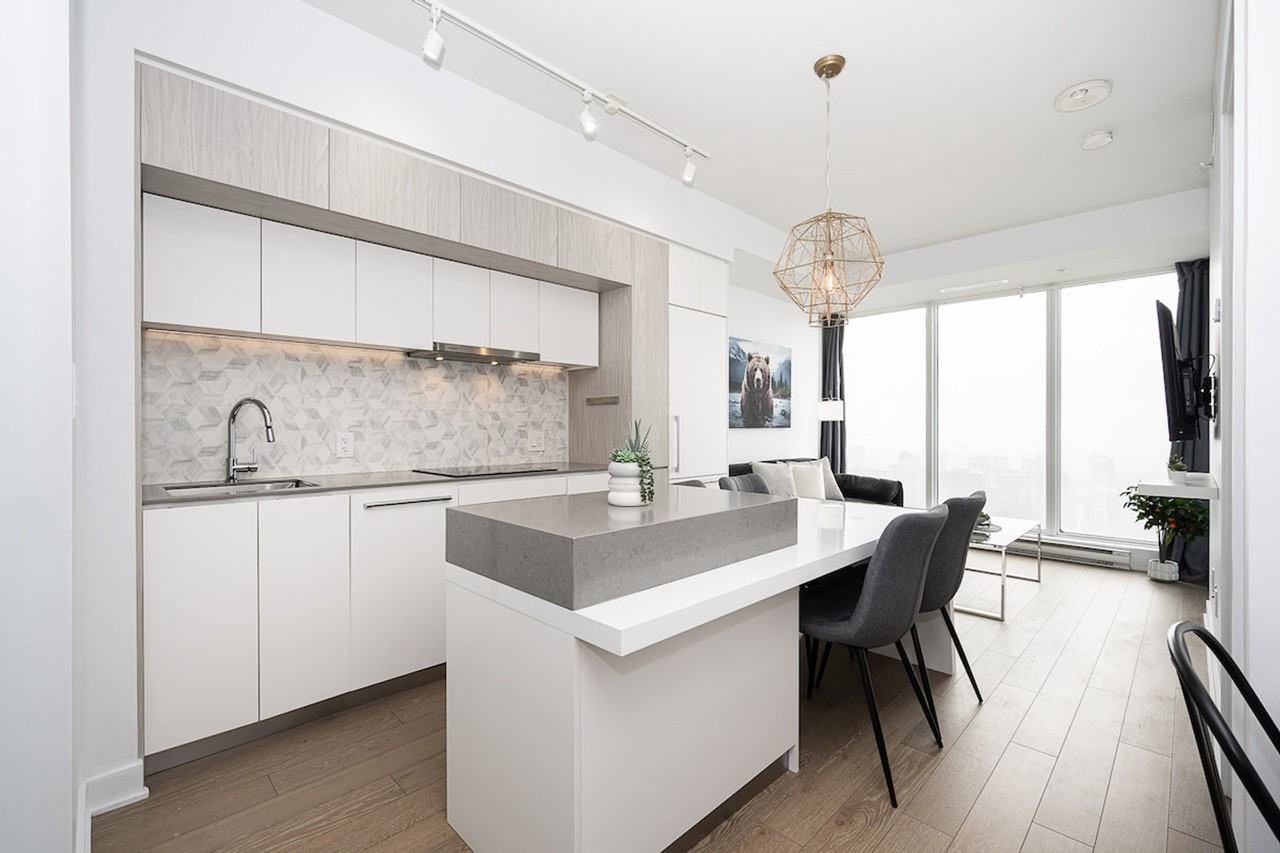 1255 Rue Saint-Jacques #1262044P - Photo 2 of 50