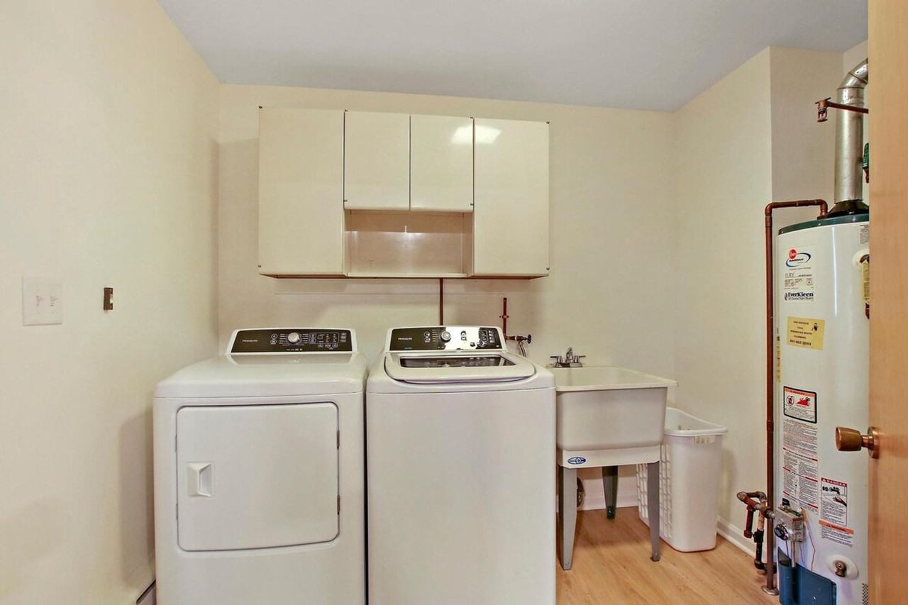 2401 Hyde Park Ave #1265535P - Photo 7 of 25