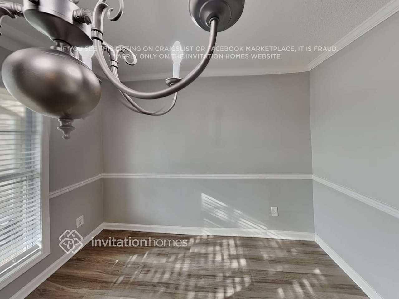 841 Franklin Mill Trce - Photo 2 of 8