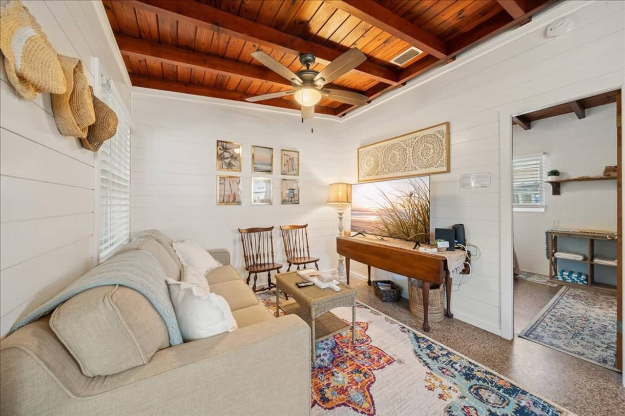 408 Harrison Ave #1346825P - Photo 4 of 23