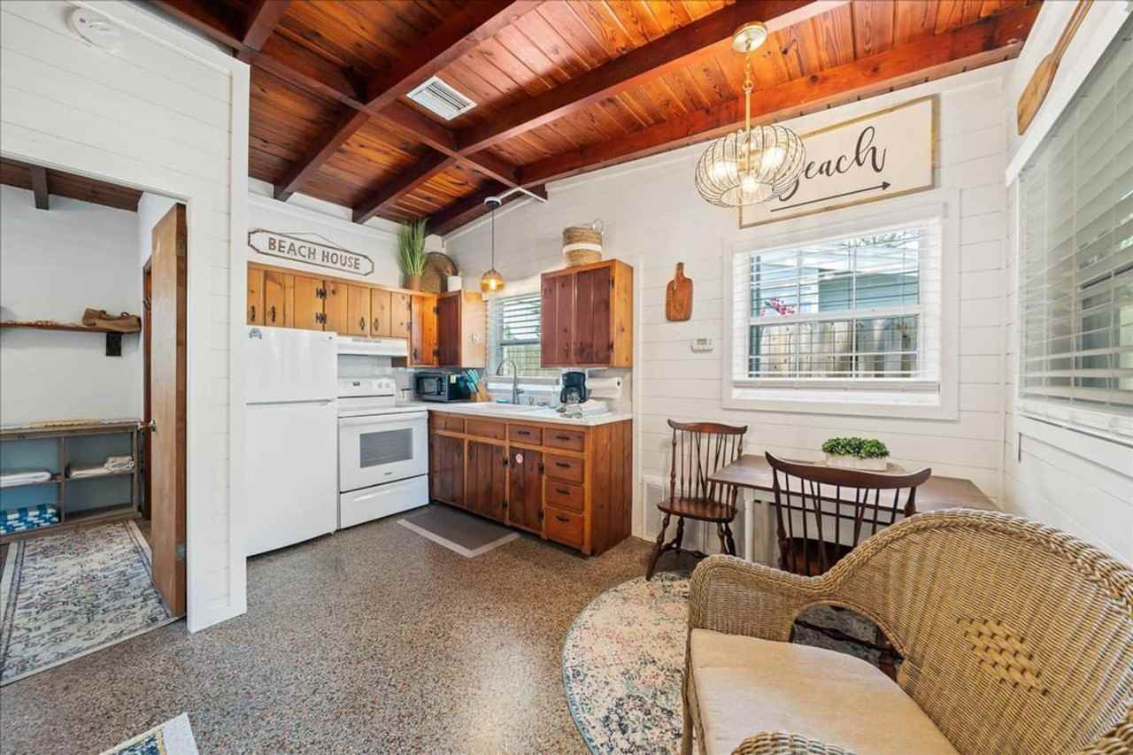 408 Harrison Ave #1346825P - Photo 7 of 23