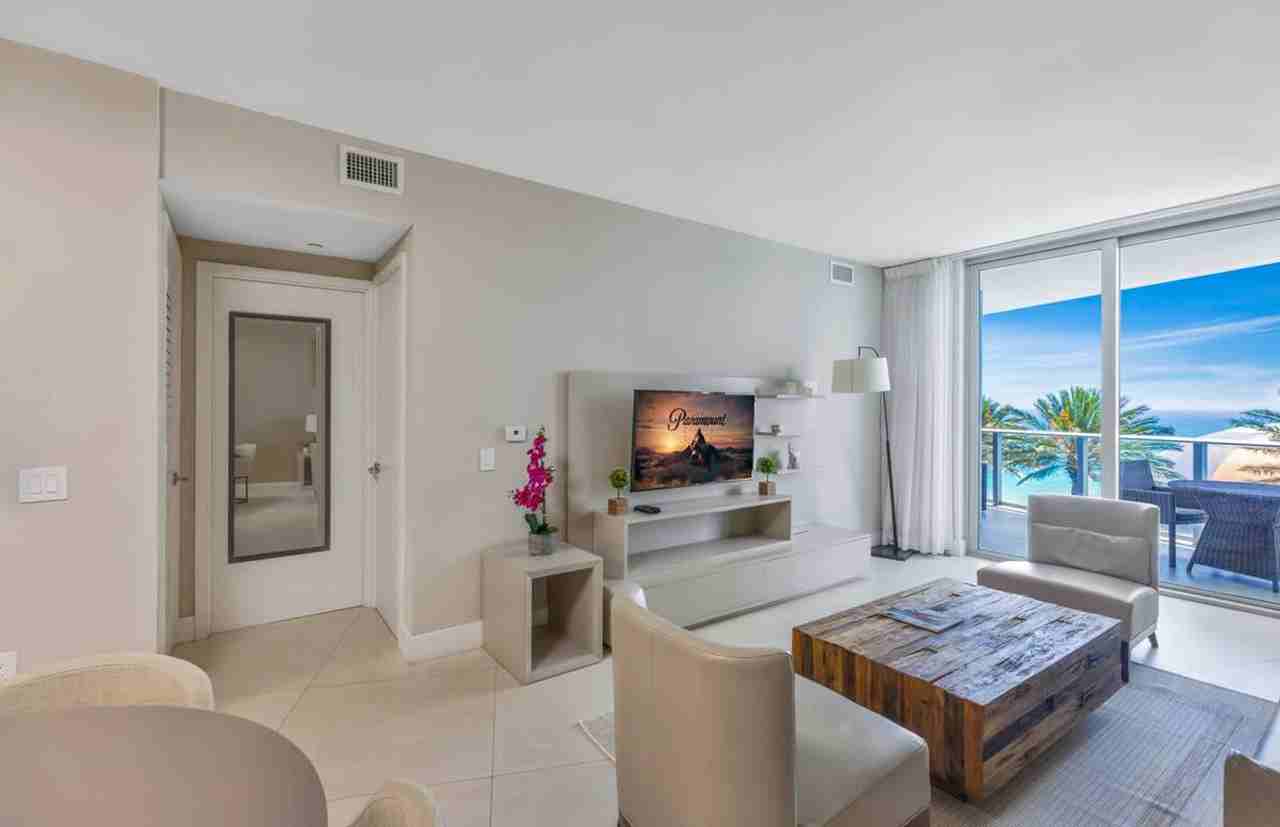 4011 S Ocean Dr #1372323P - Photo 2 of 38