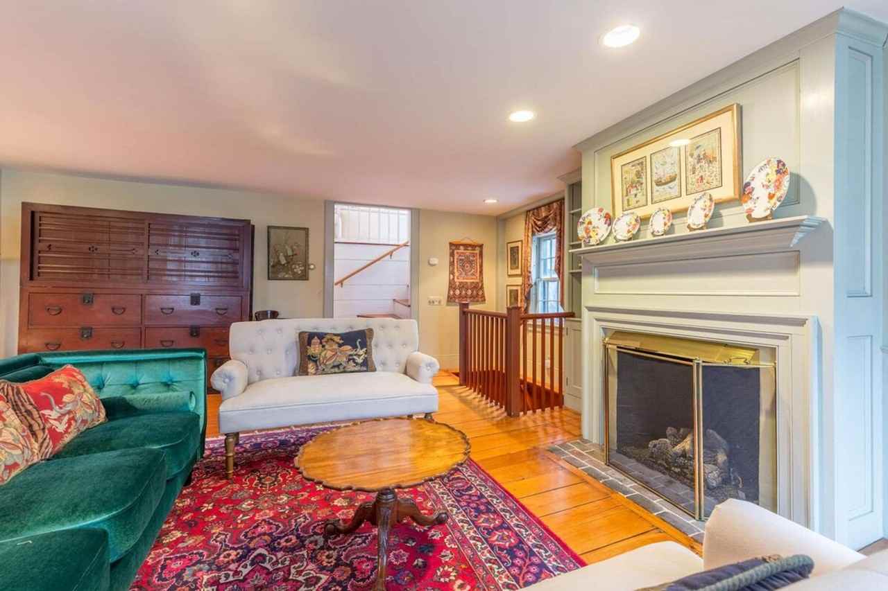 21 Mugford St #1045446P - Photo 4 of 43