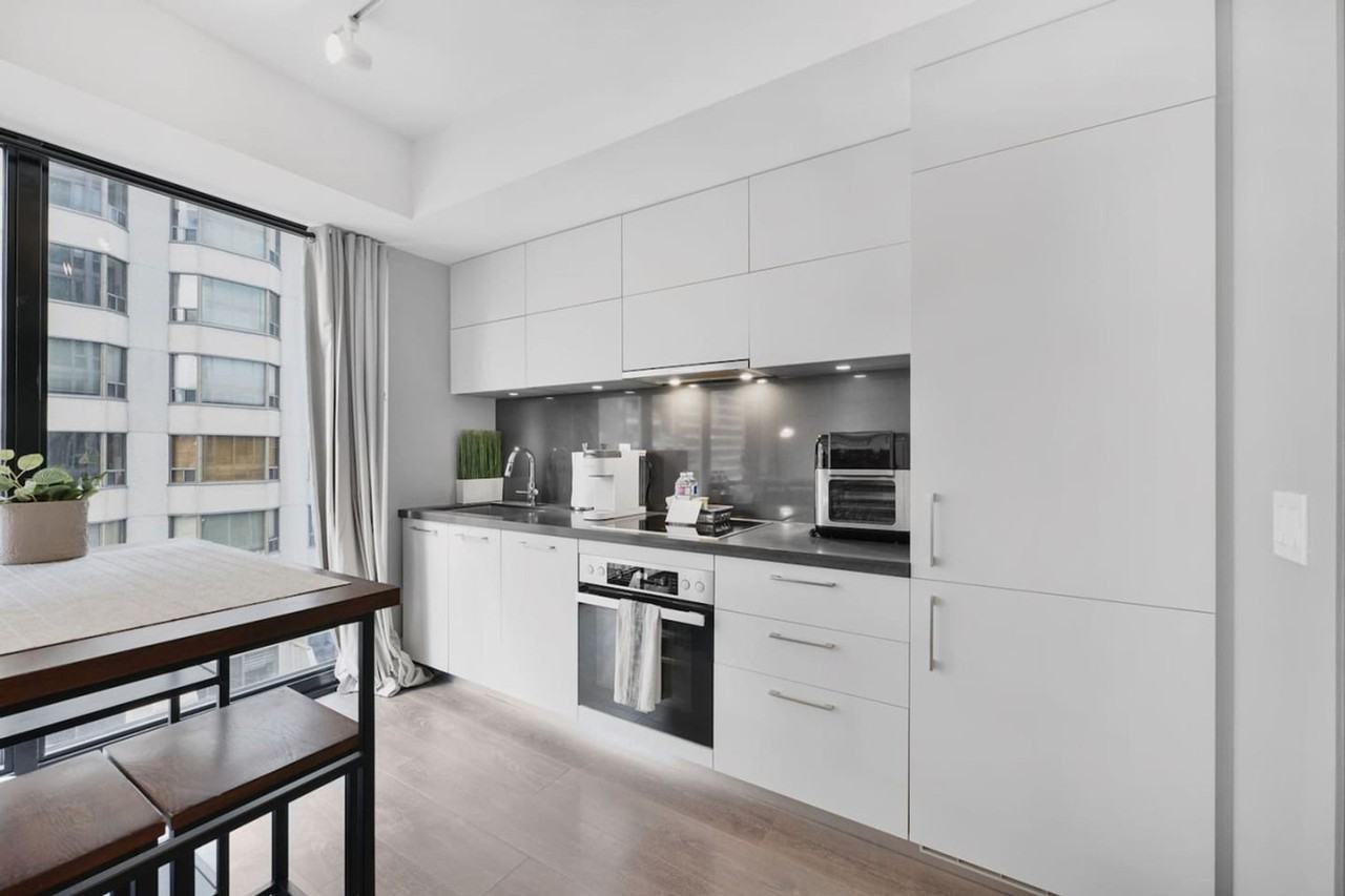 188 Cumberland St #1388894P - Photo 7 of 16