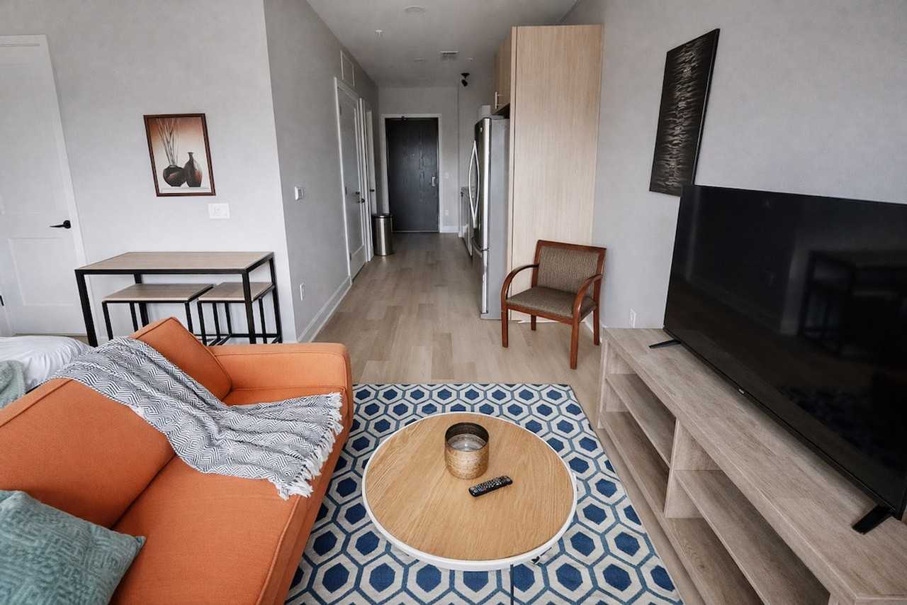 4624 Farnam St #1463129P - Photo 3 of 16