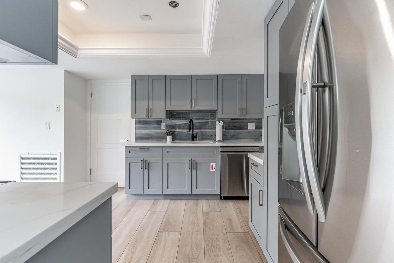 807 Sw 14th Ct #1475657P - Photo 4 of 50