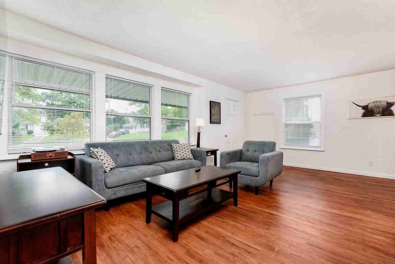 9501 Upland Dr #1472871P - Photo 5 of 24