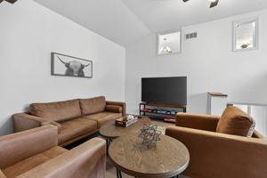featured image of 453 Chamberlin Dr