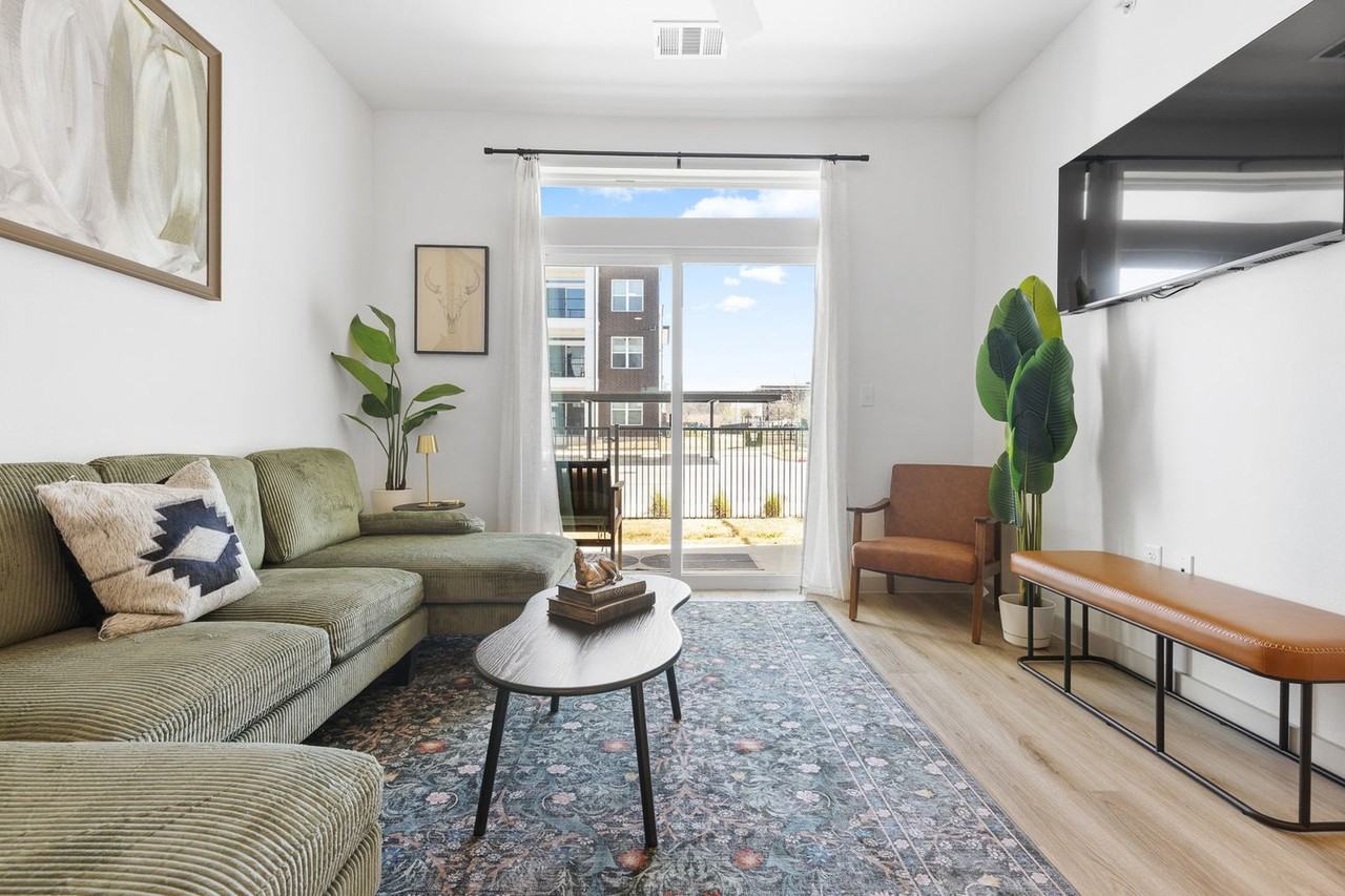 1301 Leah Ave #1499096P - Photo 2 of 50