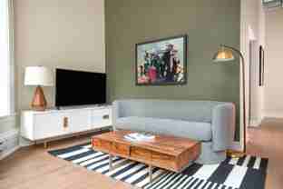 17 S Wabash Ave - Photo 1 of 1