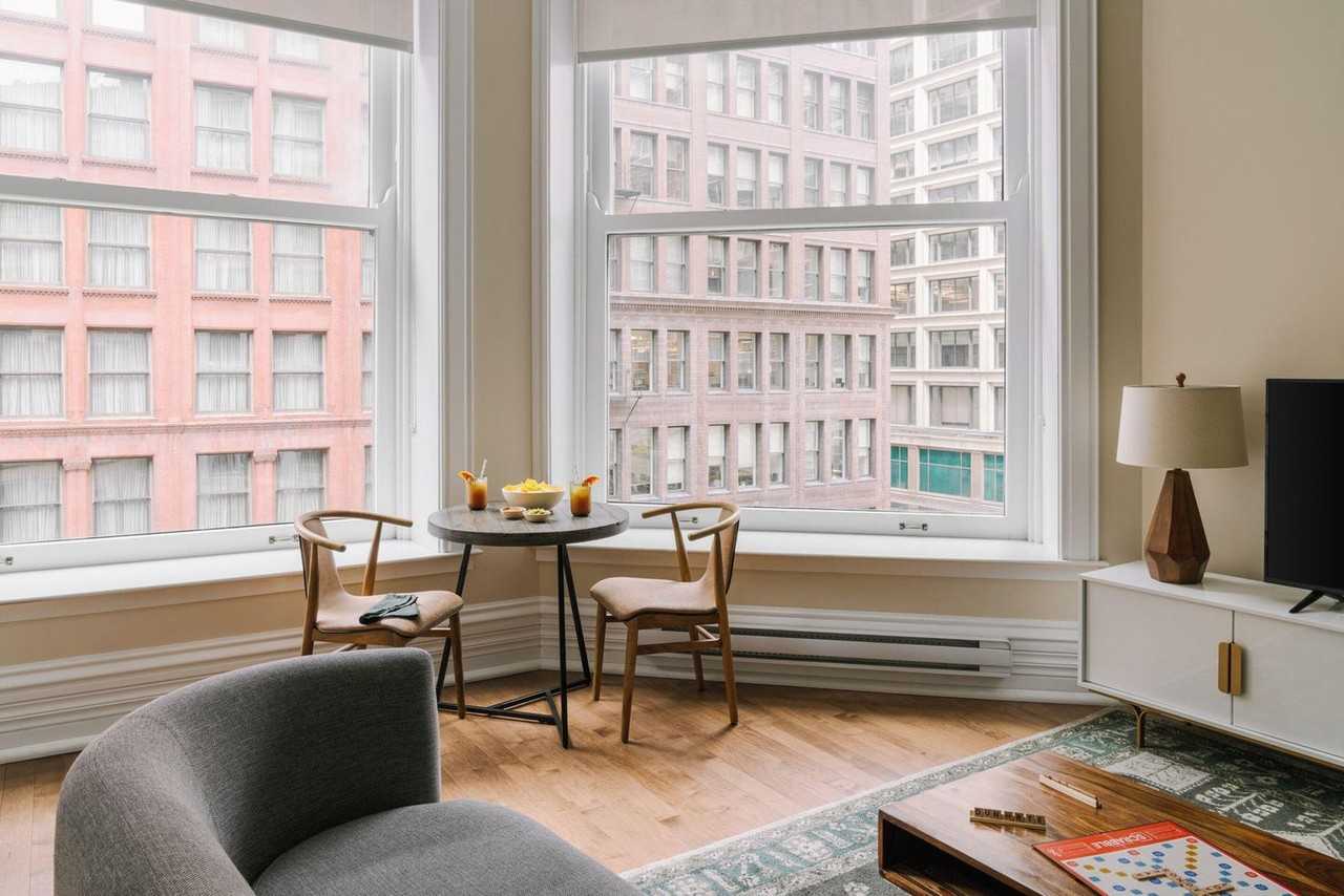 17 S Wabash Ave #1504147P - Photo 2 of 8