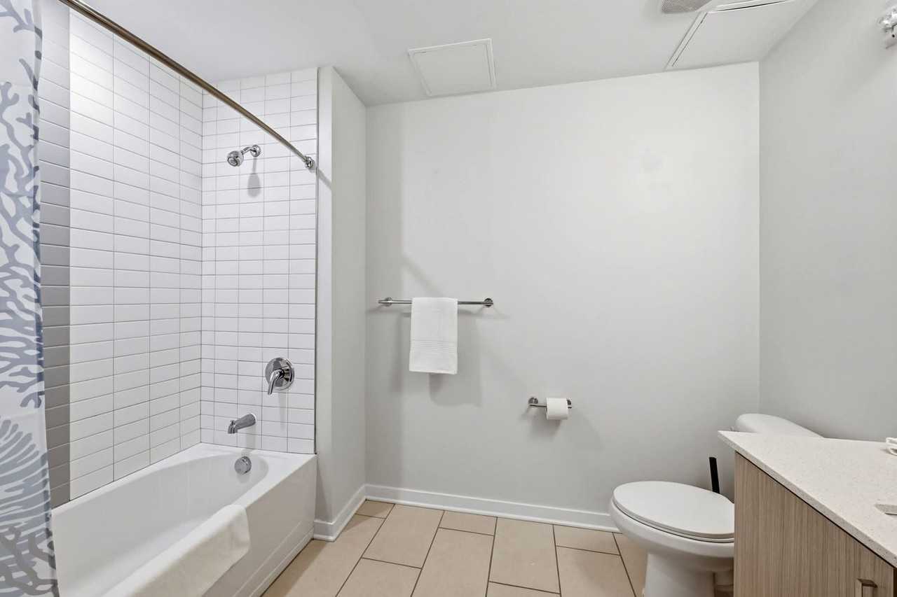 28 Woolfe St #1509631P - Photo 4 of 33