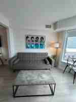 featured image of 150 Bloor St W