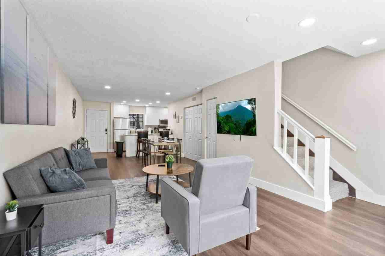 3715 Legacy Sq #1511048P - Photo 4 of 39